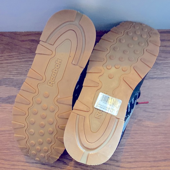 NEW Reebok Classic Leather Altered Big Kids' Shoes Black/Red/Yellow/Grey dv5251 - Picture 5 of 6